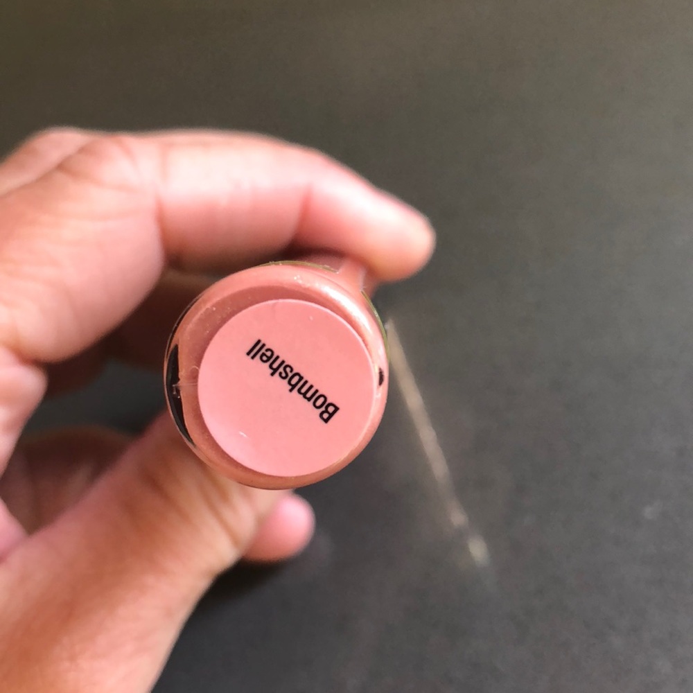 Bombshell lipsense